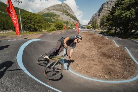 Initiation BMX_Val-d'Isère - BMX à la Pumptrack